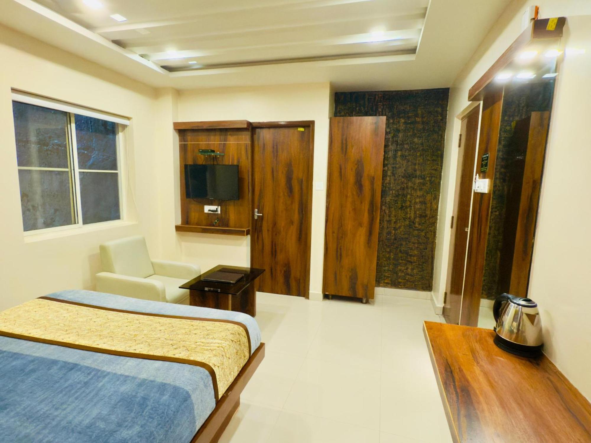 The Hydel Park - Business Class Hotel - Near Central Railway Station Chennai Dış mekan fotoğraf